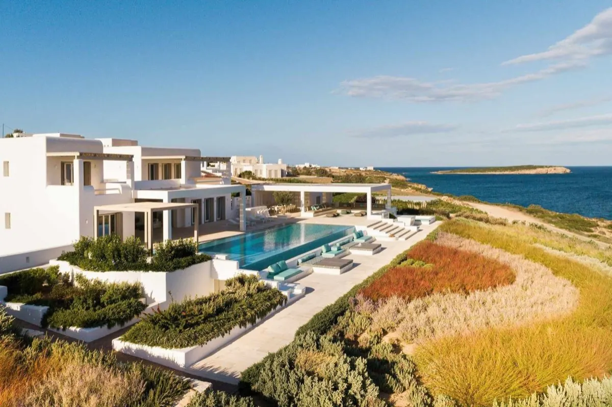 Aegean Stone, Sorós, Antiparos